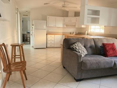 Photo 4 of 8 of home located at 34930 SW 188th Ave Homestead, FL 33034