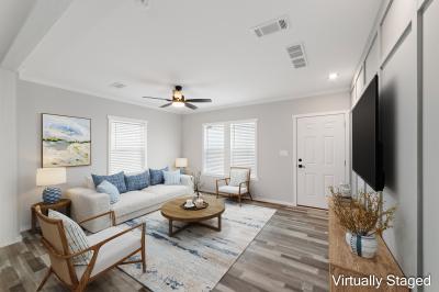 Photo 4 of 18 of home located at 478 Stewart Dr Lady Lake, FL 32159