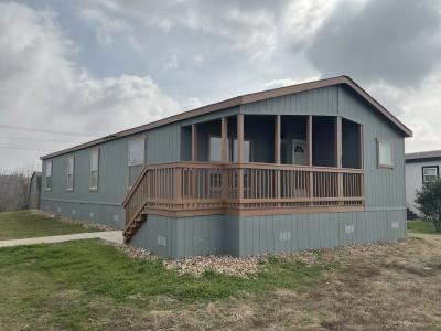 Photo 2 of 11 of home located at 682 Bandera St San Marcos, TX 78666