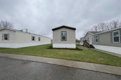 Mobile Home at 36419 Bernard Richmond, MI 48062