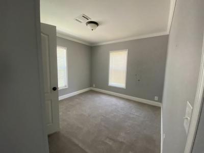 Photo 4 of 10 of home located at 10 Gatehouse Ct Daytona Beach, FL 32119