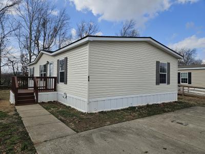 Photo 2 of 28 of home located at 64 Lynnwood Circle #28 Clarksville, TN 37040