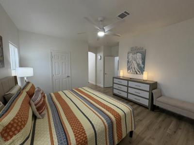 Photo 5 of 20 of home located at 3301 S Goldfield Road Lot 6036 Apache Junction, AZ 85119