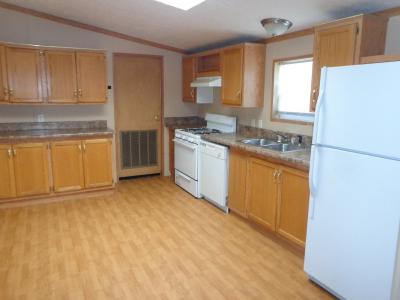 Photo 2 of 10 of home located at 38878 Wyoming Dr Romulus, MI 48174