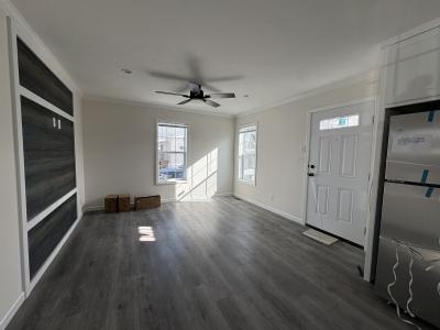 Photo 3 of 6 of home located at 37 Tammy Ln. Cheektowaga, NY 14225