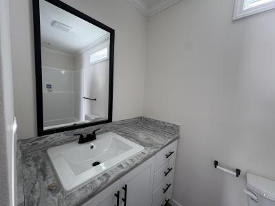 Photo 4 of 6 of home located at 37 Tammy Ln. Cheektowaga, NY 14225