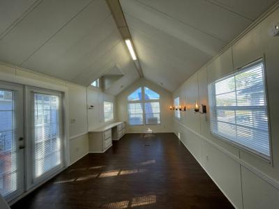 Photo 3 of 20 of home located at 36010 Sand Road Grand Island, FL 32735