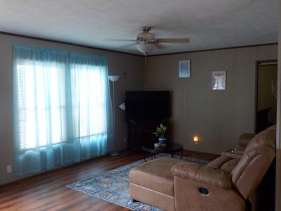 Photo 4 of 13 of home located at 11555 Culebra Road Site #395 San Antonio, TX 78253