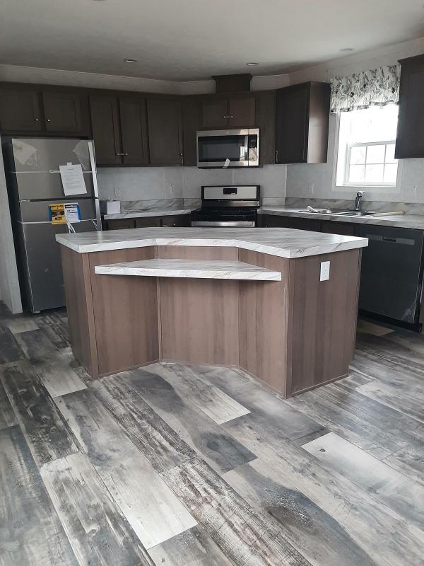 2023 Champion/Redman 104CD Mobile Home For Sale