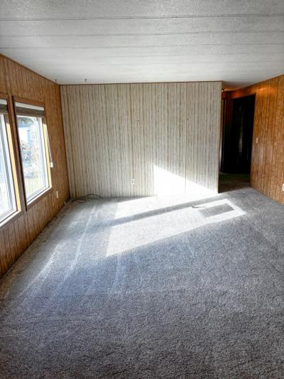 Photo 4 of 16 of home located at 2311 W 16th Ave #42 Spokane, WA 99224