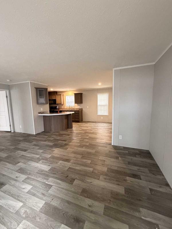 Photo 1 of 2 of home located at 197 Lakeshore Circle Oxford, MI 48371