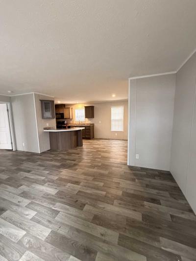 Mobile Home at 197 Lakeshore Circle Oxford, MI 48371