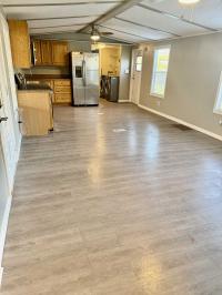 1990 Manufactured Home