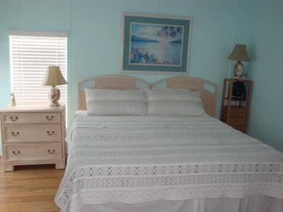 Photo 4 of 20 of home located at 1805 Monticello Drive Naples, FL 34110