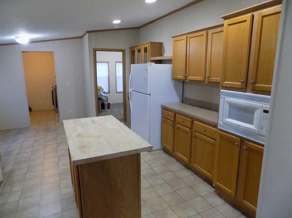 2003 Fleetwood Manufactured Home