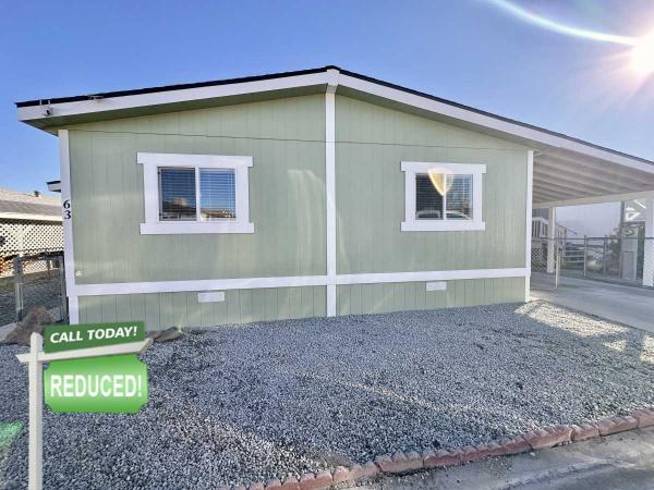 1990 CHAMPION Mobile Home For Sale