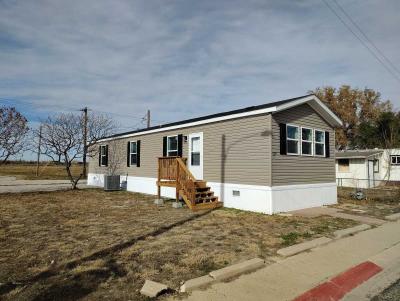 Photo 3 of 21 of home located at 120 Terry Blvd #27S Gering, NE 69341