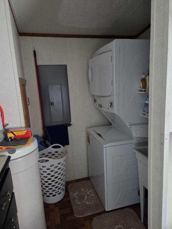 2003 Redman Mobile Home