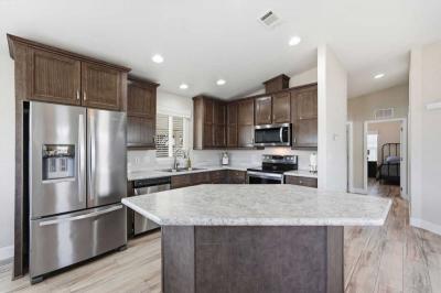 Photo 4 of 29 of home located at 8865 E Baseline Rd 1417 Mesa, AZ 85209