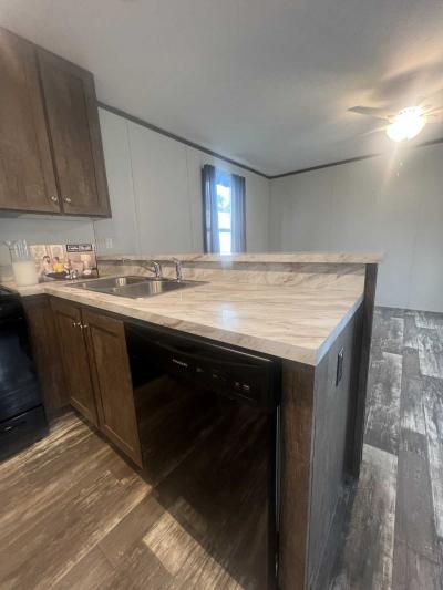 Photo 5 of 24 of home located at 534 E 37th Ave #644 Hobart, IN 46342