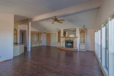 Photo 4 of 22 of home located at 1714 Chris Ave. Henderson, NV 89074