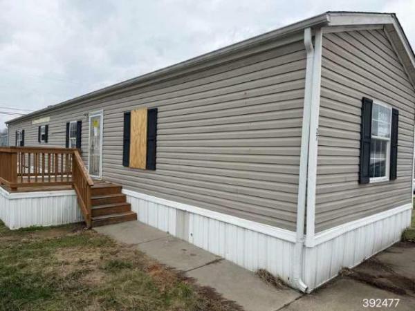 Photo 1 of 2 of home located at Autumn Leaf 1050 Hwy 44 W #27 Shepherdsville, KY 40165