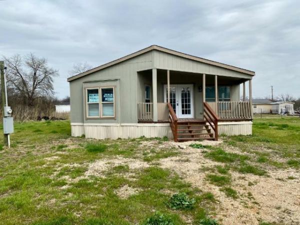 Photo 1 of 2 of home located at 229 Oakdale Dr Elm Mott, TX 76640