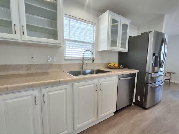 2012 Fleetwood Expression 220EX24563E Manufactured Home