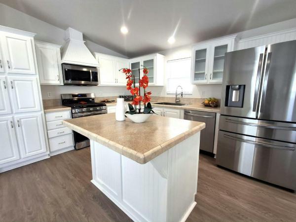 2012 Fleetwood Expression 220EX24563E Manufactured Home