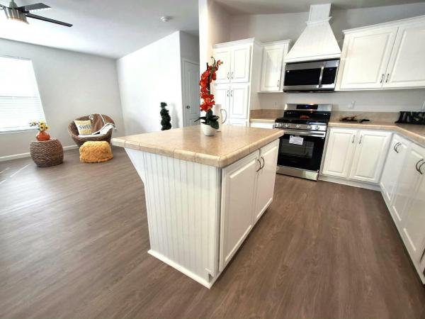 2012 Fleetwood Expression 220EX24563E Manufactured Home