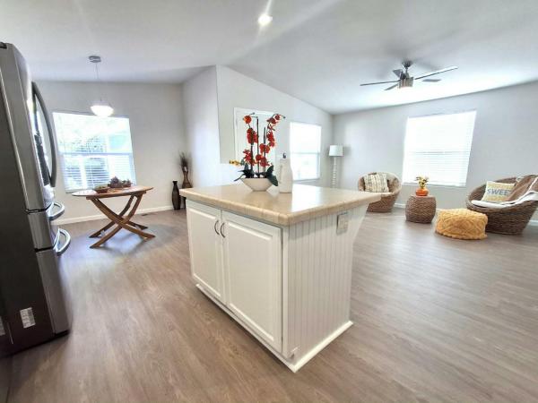 2012 Fleetwood Expression 220EX24563E Manufactured Home