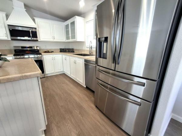 2012 Fleetwood Expression 220EX24563E Manufactured Home