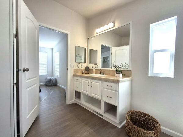 2012 Fleetwood Expression 220EX24563E Manufactured Home