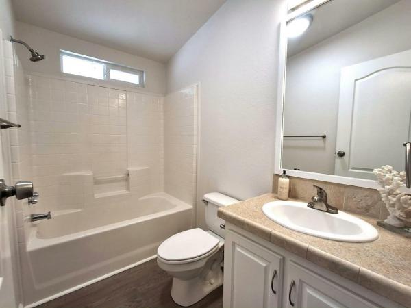 2012 Fleetwood Expression 220EX24563E Manufactured Home