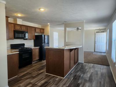 Photo 3 of 5 of home located at 135 Nixon Dr Davison, MI 48423