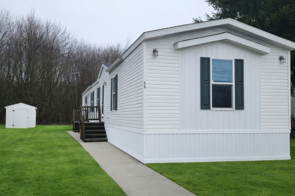 2016 FAIRMONT Mobile Home For Rent