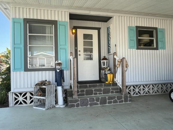 1981 twin Mobile Home For Sale