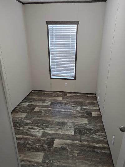 Photo 5 of 13 of home located at 3122 Calder Drive Jacksonville, FL 32250