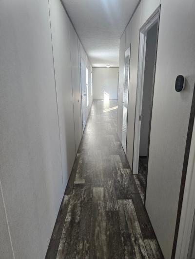 Photo 5 of 11 of home located at 3002 Gulfstream Lane Jacksonville, FL 32250