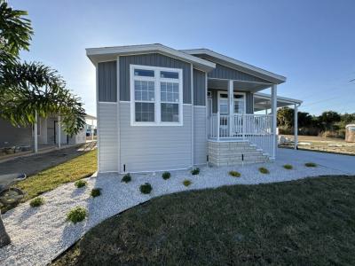 Photo 2 of 20 of home located at 1001 Davy Jones Drive North Fort Myers, FL 33917