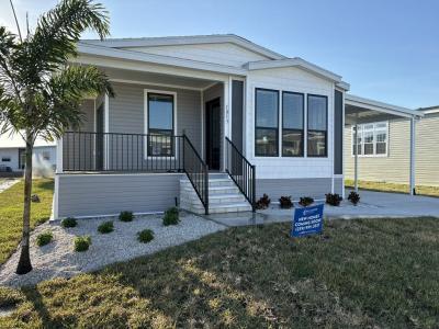 Photo 4 of 20 of home located at 1013 Davy Jones Drive North Fort Myers, FL 33917
