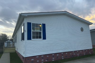 Photo 2 of 14 of home located at 67 South Meadow Drive Batavia, OH 45103