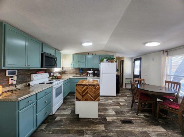 1999 Clayton Homes Inc Sensation Mobile Home