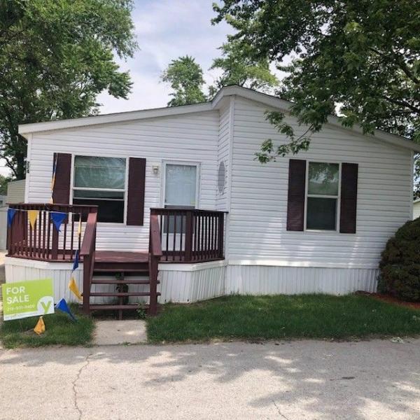 2010 Fairmont Homes Mobile Home For Sale