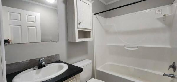 2020 2020FGS1670216  Home