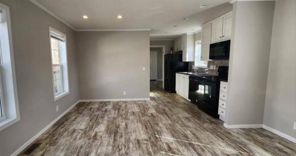 2020 2020FGS1670216  Home