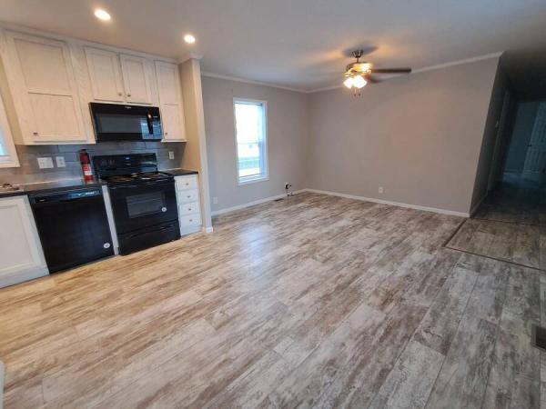 2020 2020FGS1670216  Home