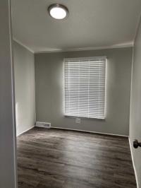 1999 Skyline Manufactured Home