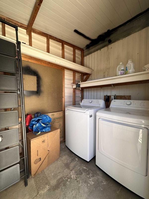 1968 Deloro Mobile Home