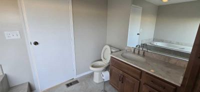 Photo 5 of 13 of home located at 1020 Coconut Way Bakersfield, CA 93301